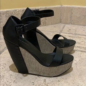 Black wedges